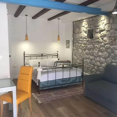 Amerikon Apartment *